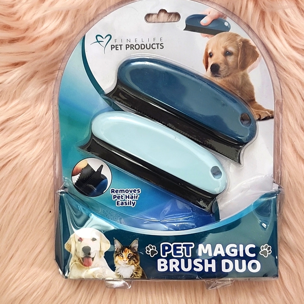 Brand New FineLife Pet Magic Brush Duo
